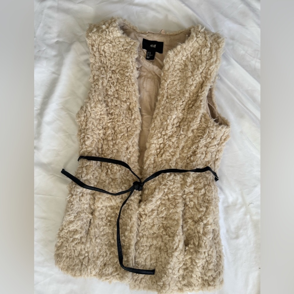 H&M Women's Tan Textured Vest with Black Tie